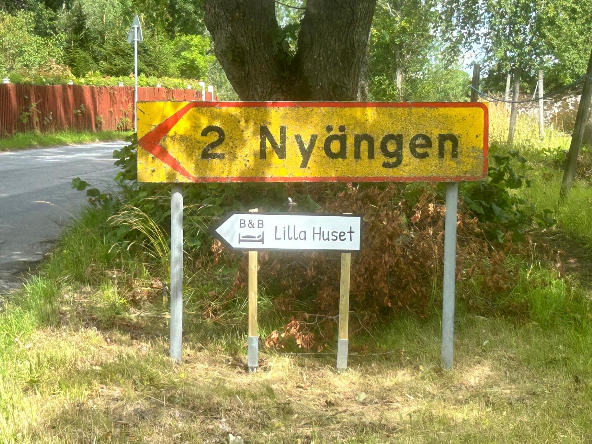 Lilla Huset Bed & Breakfast - Countryside Guesthouse, Free Parking Örebro Eksteriør billede